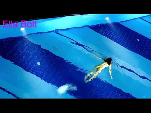 ❤️ Não consigo parar de observar, jovem loira apanhada nadando nua na piscina do resort ELLA BOLT ️❌ Sexo de qualidade em pt-br.pornohdmega.ru ❌️
